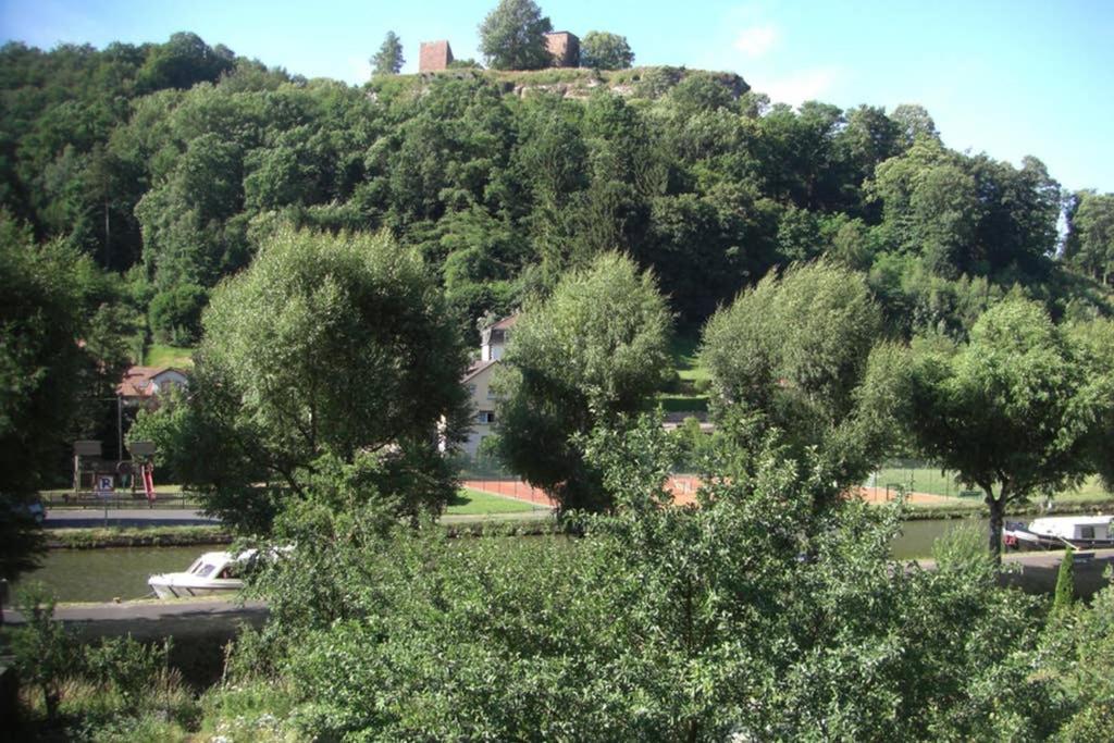 Gite Du Canal Lutzelbourg Exterior foto